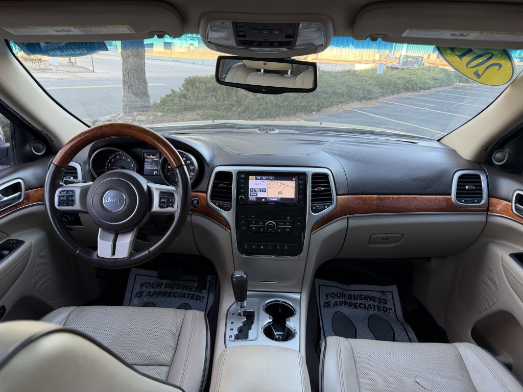 2011 Jeep Grand Cherokee Image 20