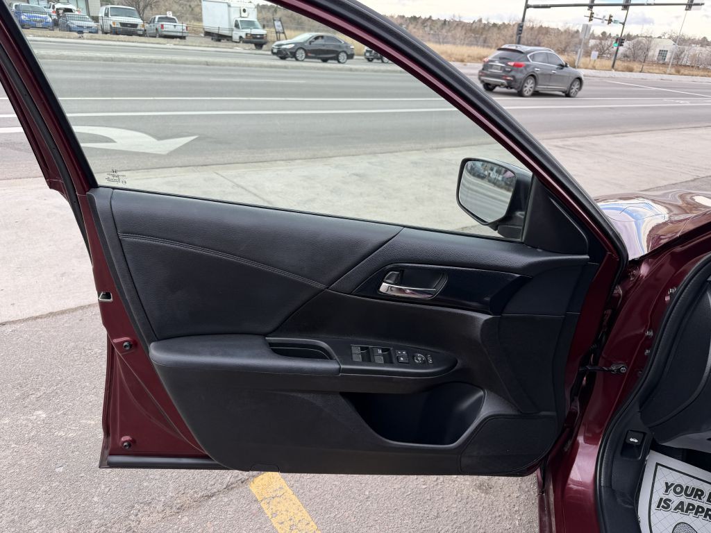 2013 Honda Accord Image 15