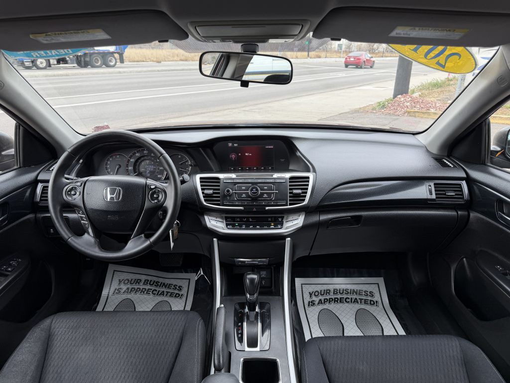 2013 Honda Accord Image 17