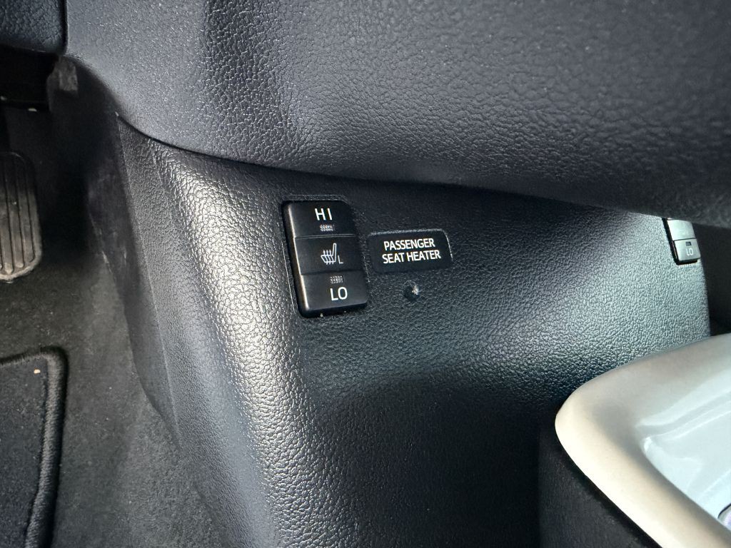 2019 Toyota Prius Image 26