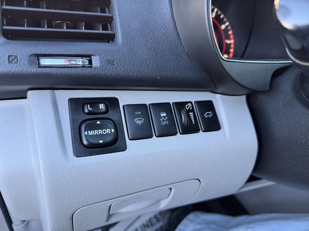 2013 Toyota Highlander Image 27