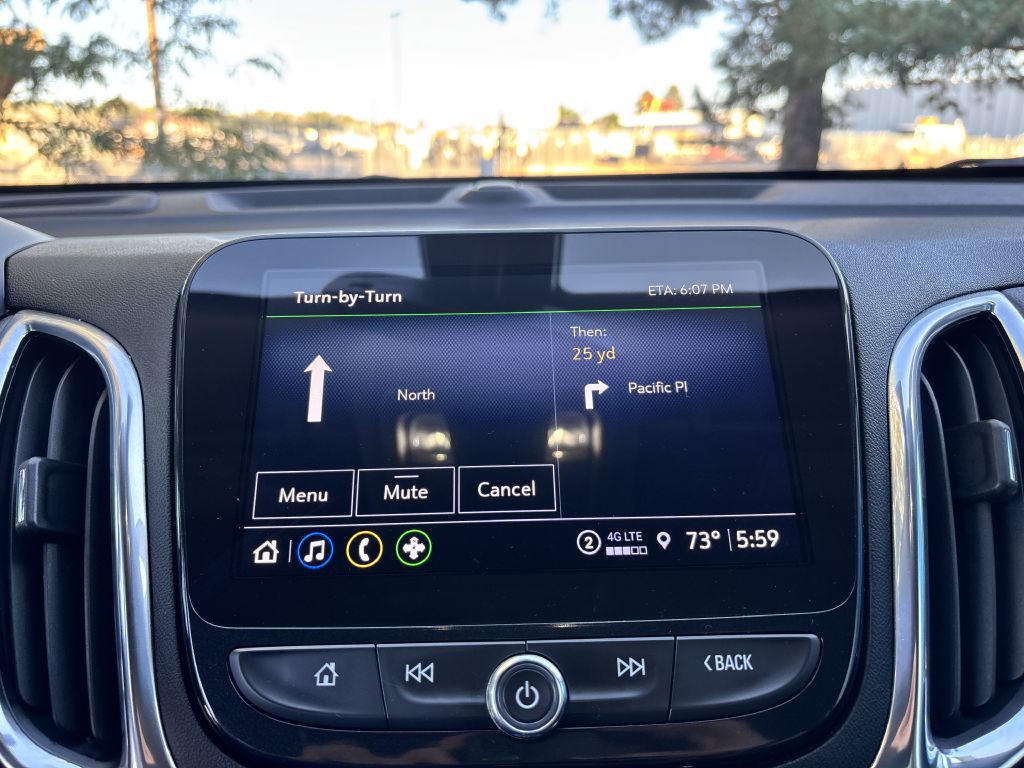 2022 Chevrolet Equinox Image 25