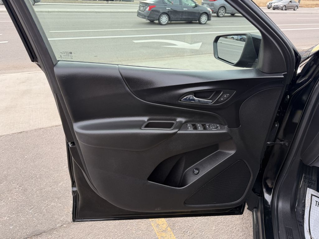 2018 Chevrolet Equinox Image 15