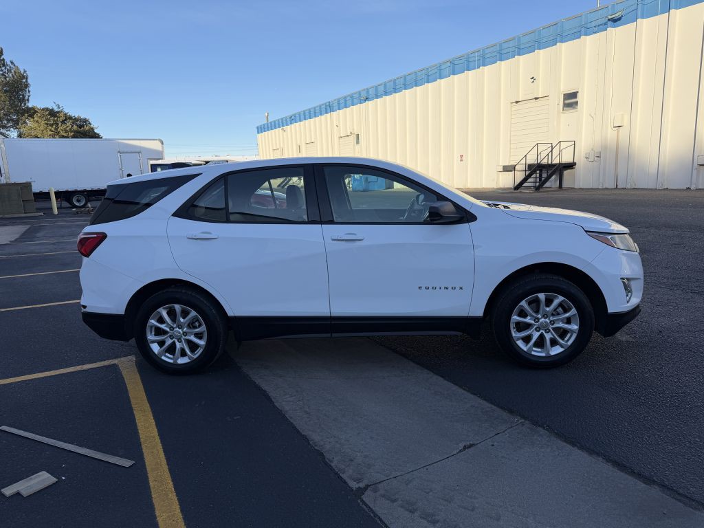 2018 Chevrolet Equinox Image 8
