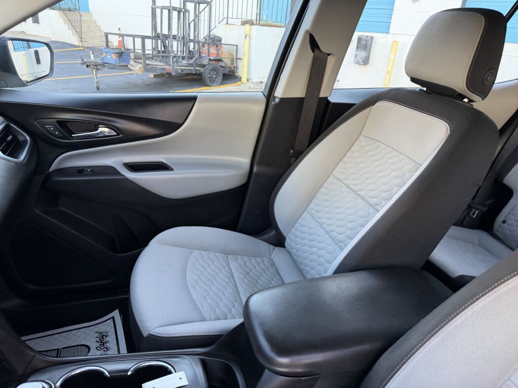 2018 Chevrolet Equinox Image 13
