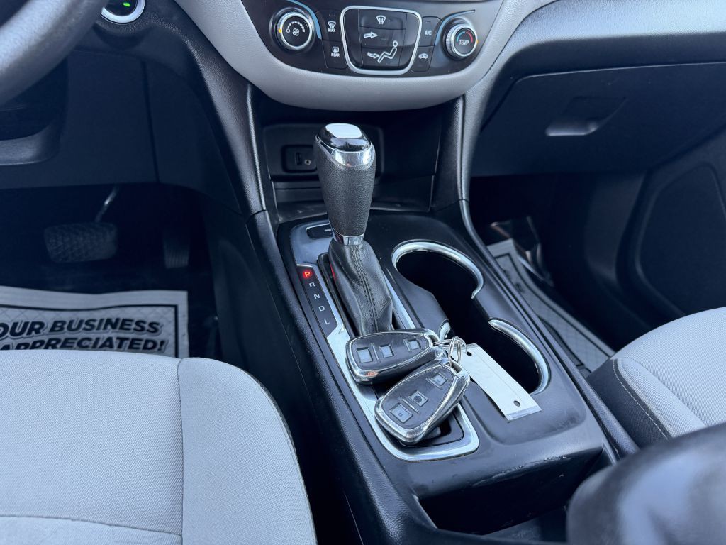 2018 Chevrolet Equinox Image 19