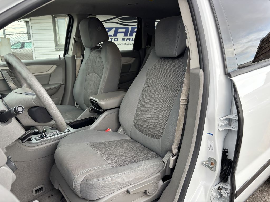 2017 Chevrolet Traverse Image 13