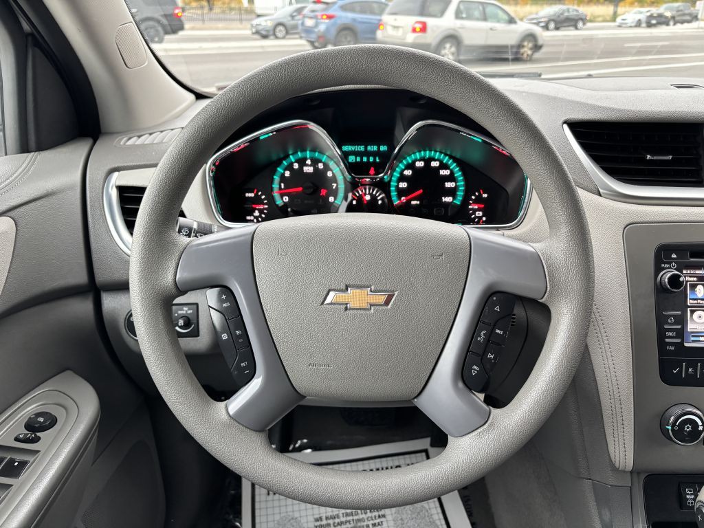 2017 Chevrolet Traverse Image 22