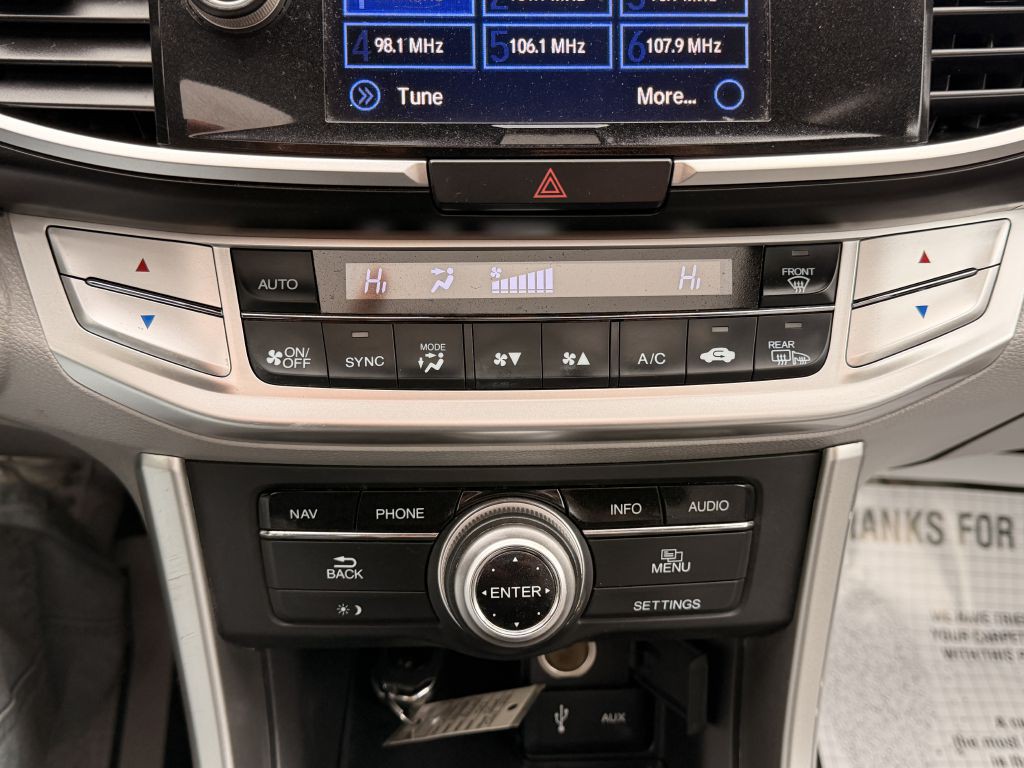 2015 Honda Accord Image 27