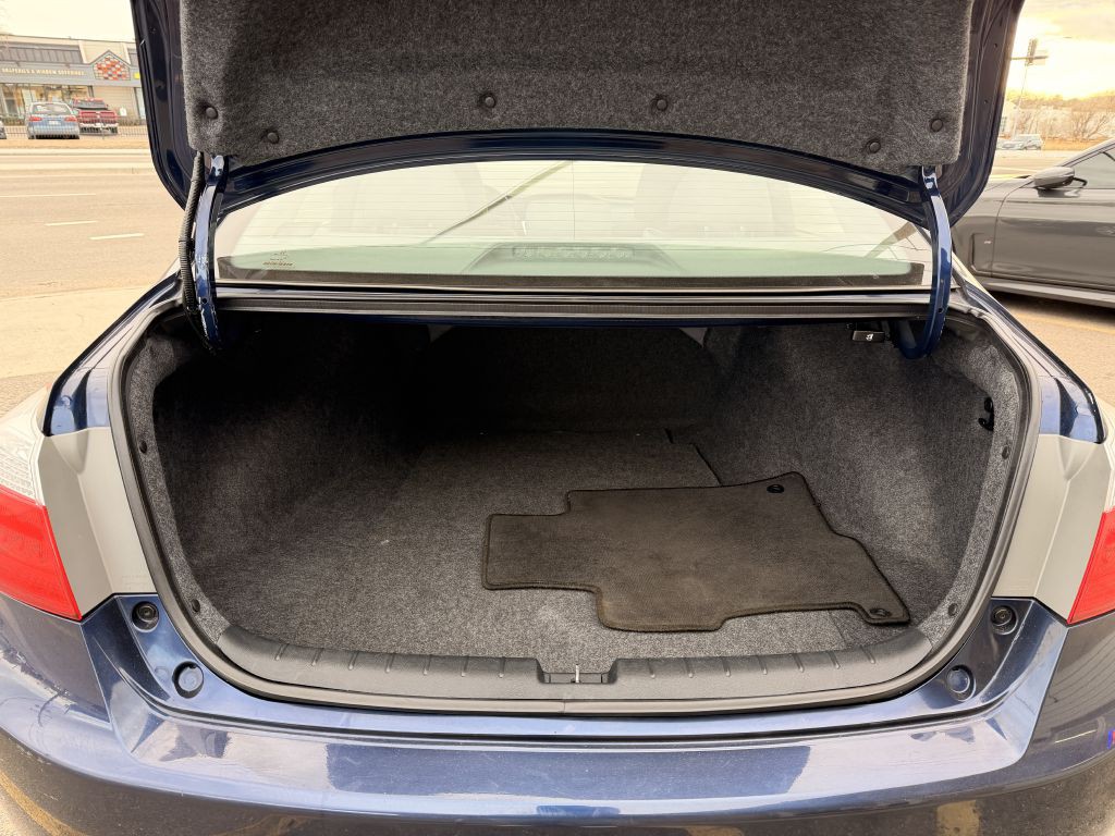 2015 Honda Accord Image 30