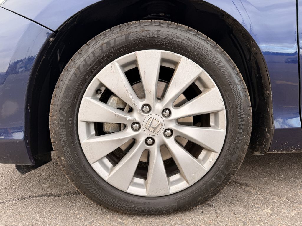 2015 Honda Accord Image 31