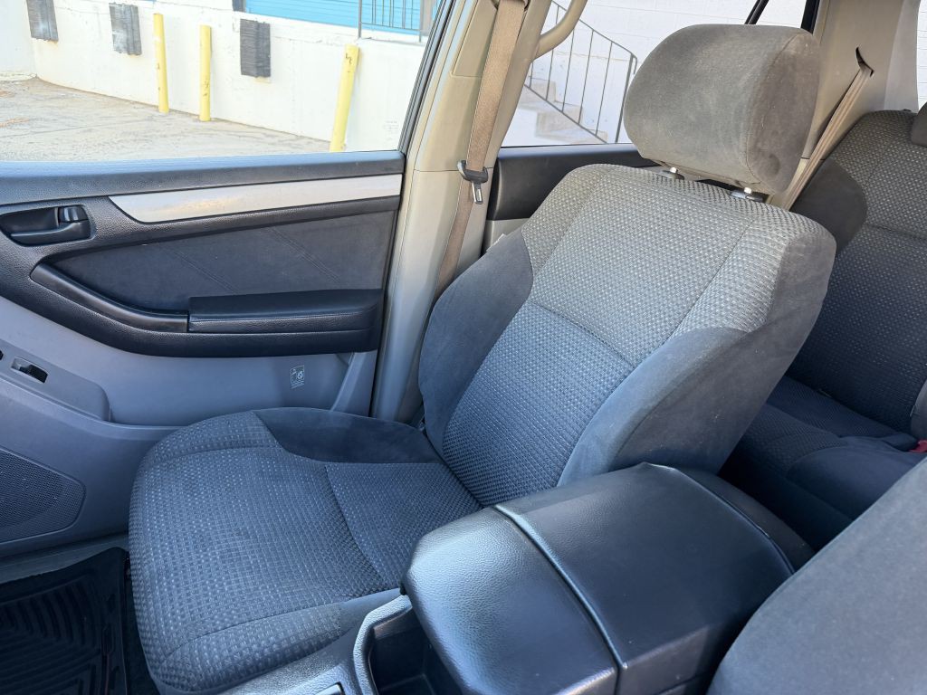 2003 Toyota 4Runner Image 13