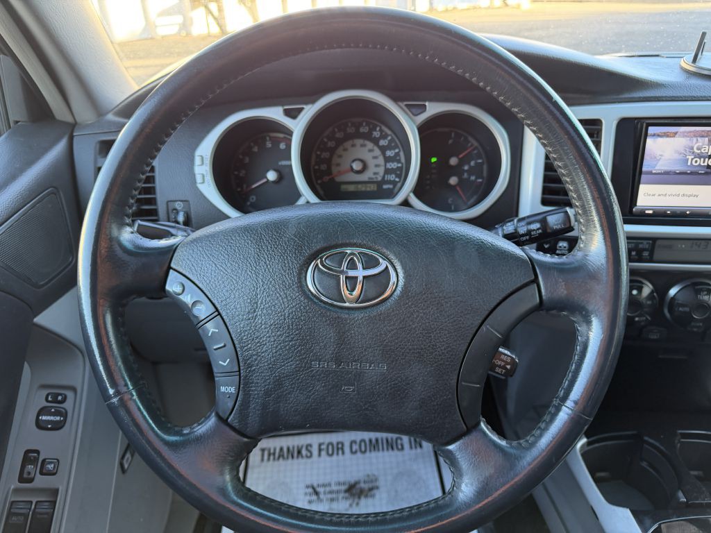 2003 Toyota 4Runner Image 21
