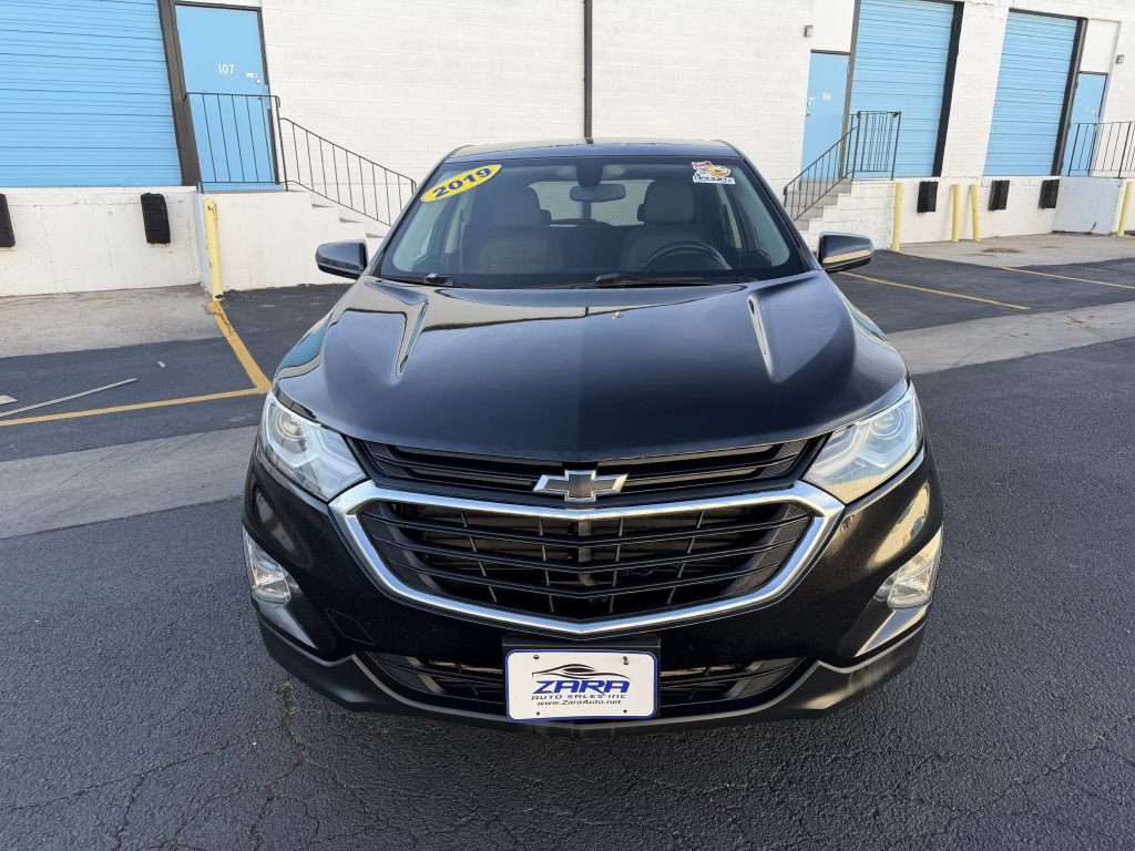 2019 Chevrolet Equinox Image 2