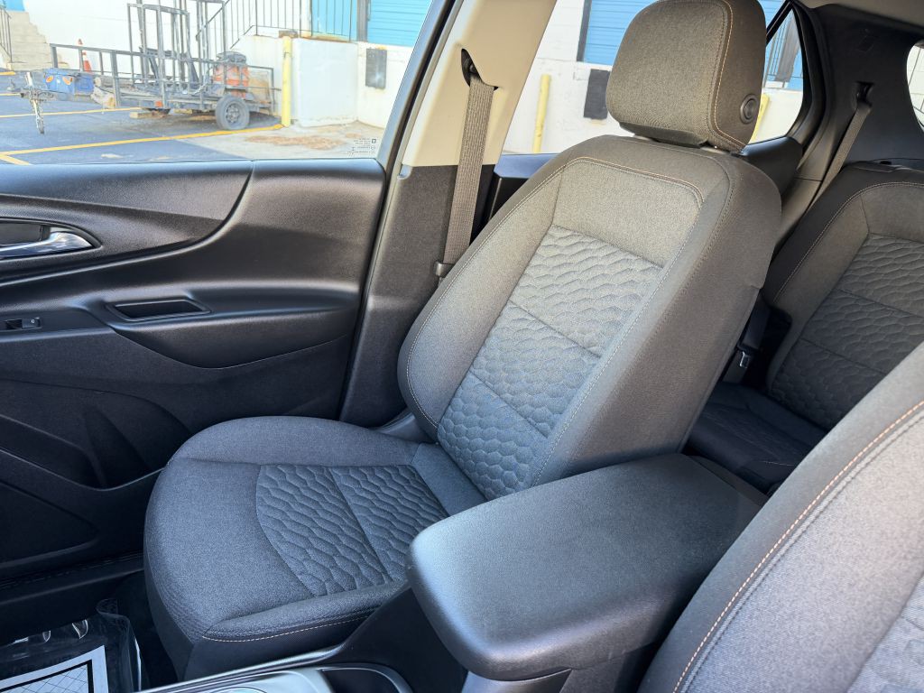 2019 Chevrolet Equinox Image 13