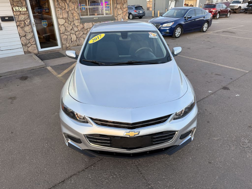 2017 Chevrolet Malibu Image 10