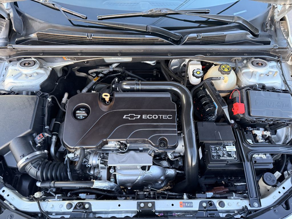 2017 Chevrolet Malibu Image 24