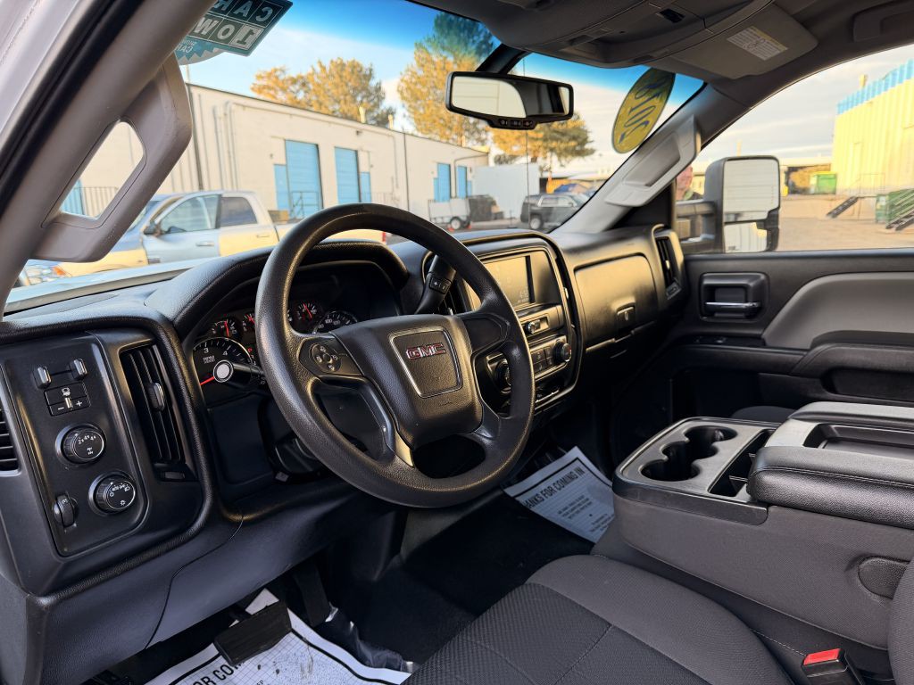 2018 GMC Sierra 2500 Image 10