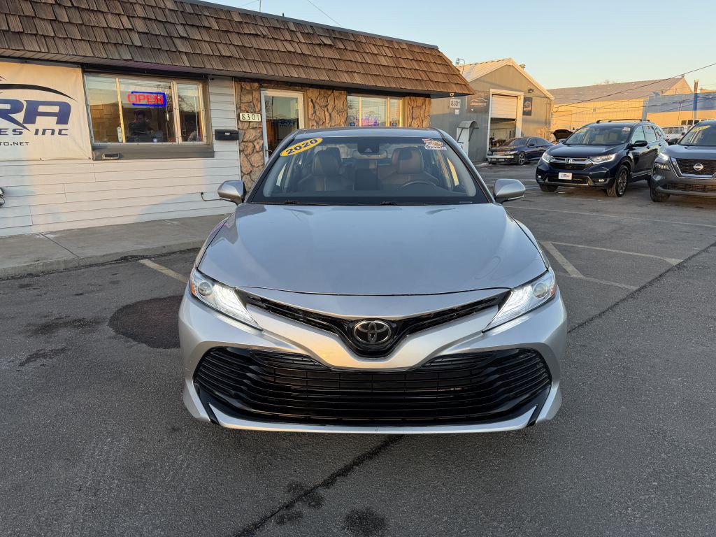 2020 Toyota Camry Image 2