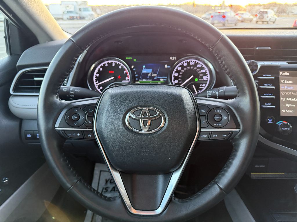 2020 Toyota Camry Image 20
