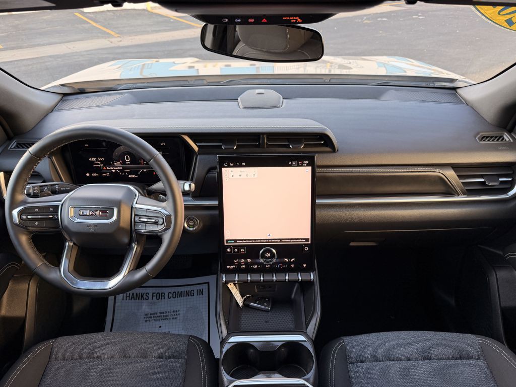 2025 GMC Terrain Image 17