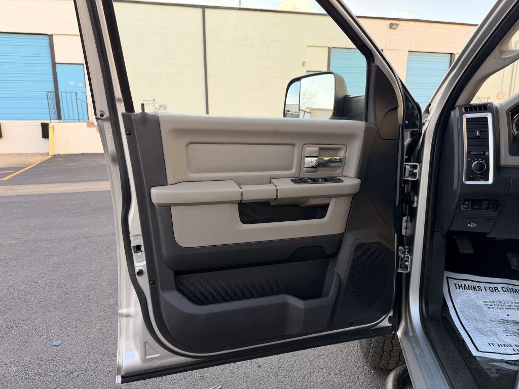 2010 Dodge Ram 2500 Image 16