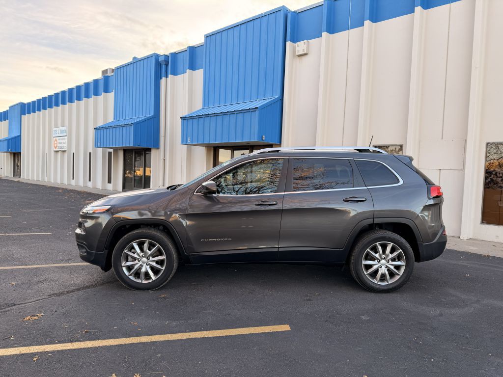2018 Jeep Cherokee Image 4