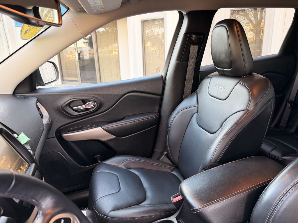 2018 Jeep Cherokee Image 14