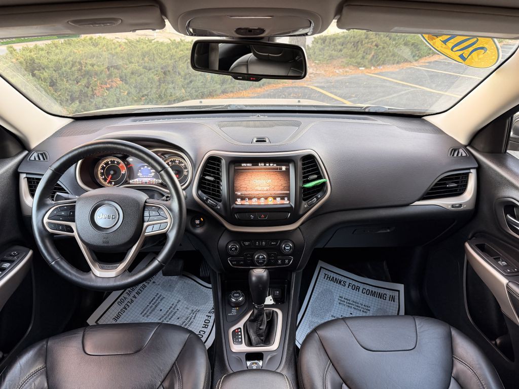 2018 Jeep Cherokee Image 17