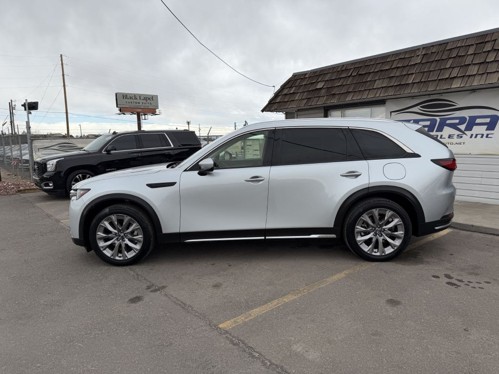 2024 Mazda CX-9 Image 4