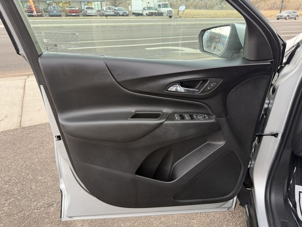 2022 Chevrolet Equinox Image 15