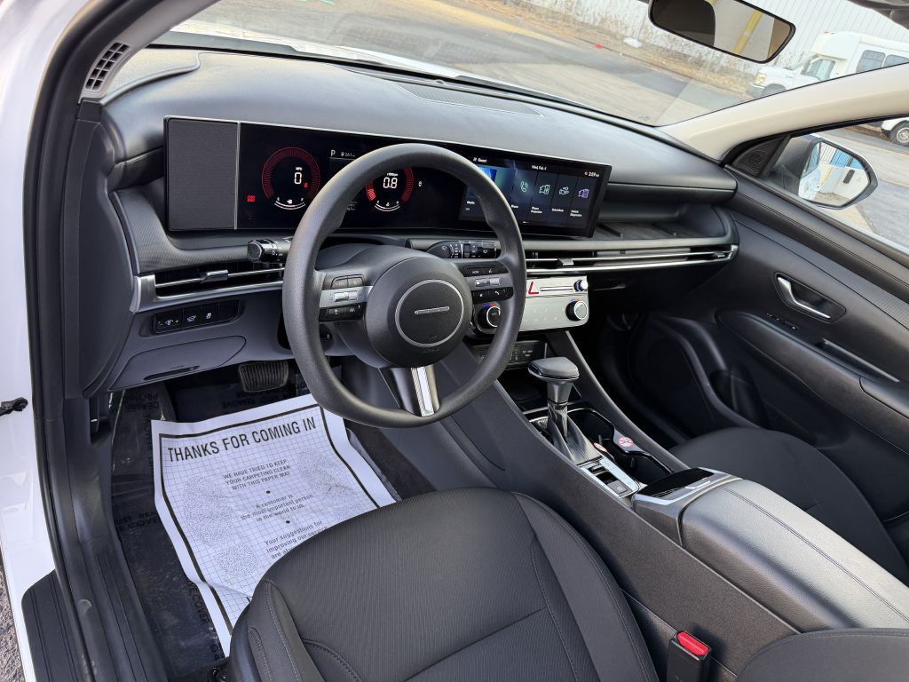 2025 Hyundai Tucson Image 14