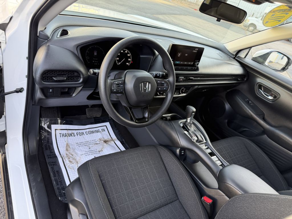 2025 Honda HR-V Image 14