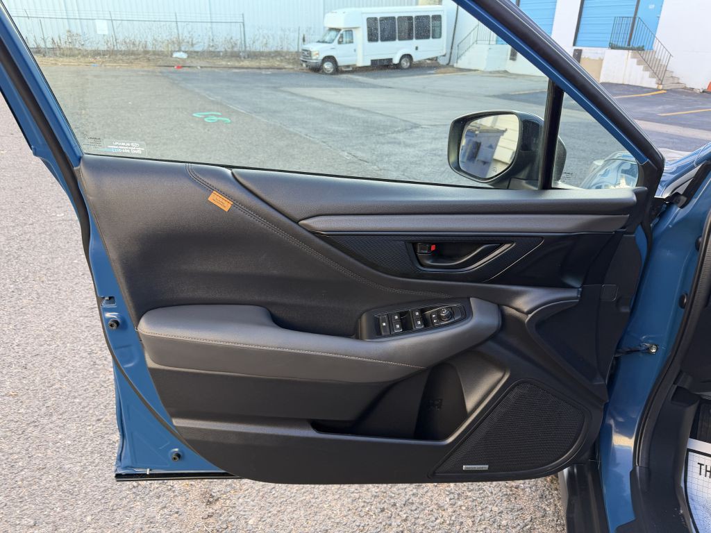 2025 Subaru Outback Image 17