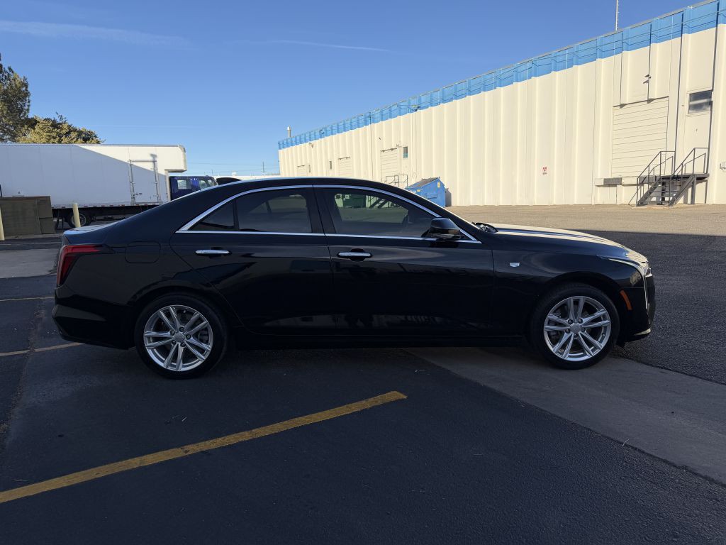 2023 Cadillac CT4 Image 8