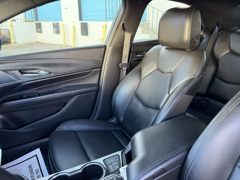 2023 Cadillac CT4 Image 13