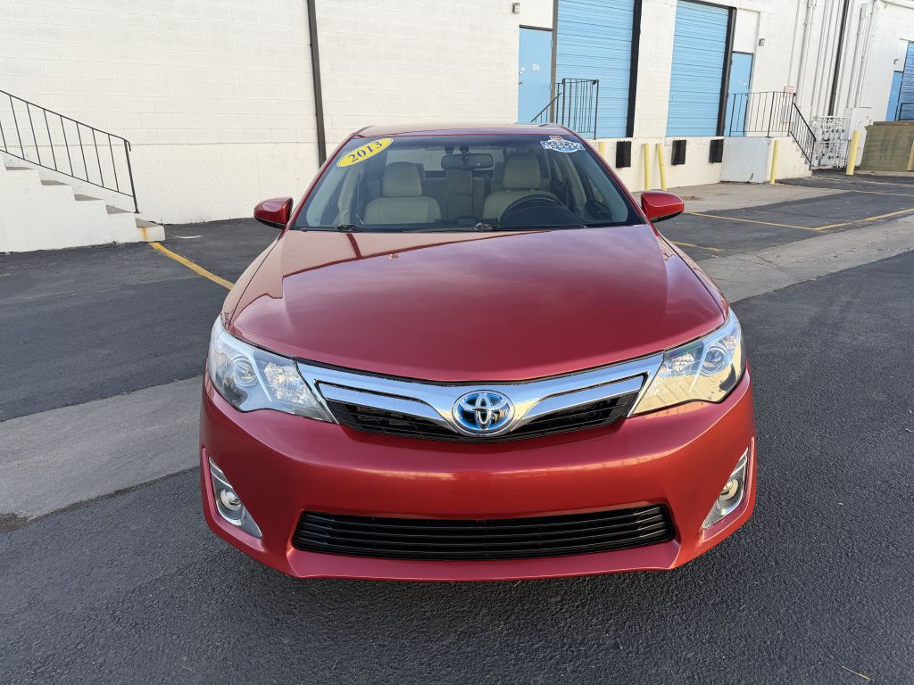 2013 Toyota Camry Image 2