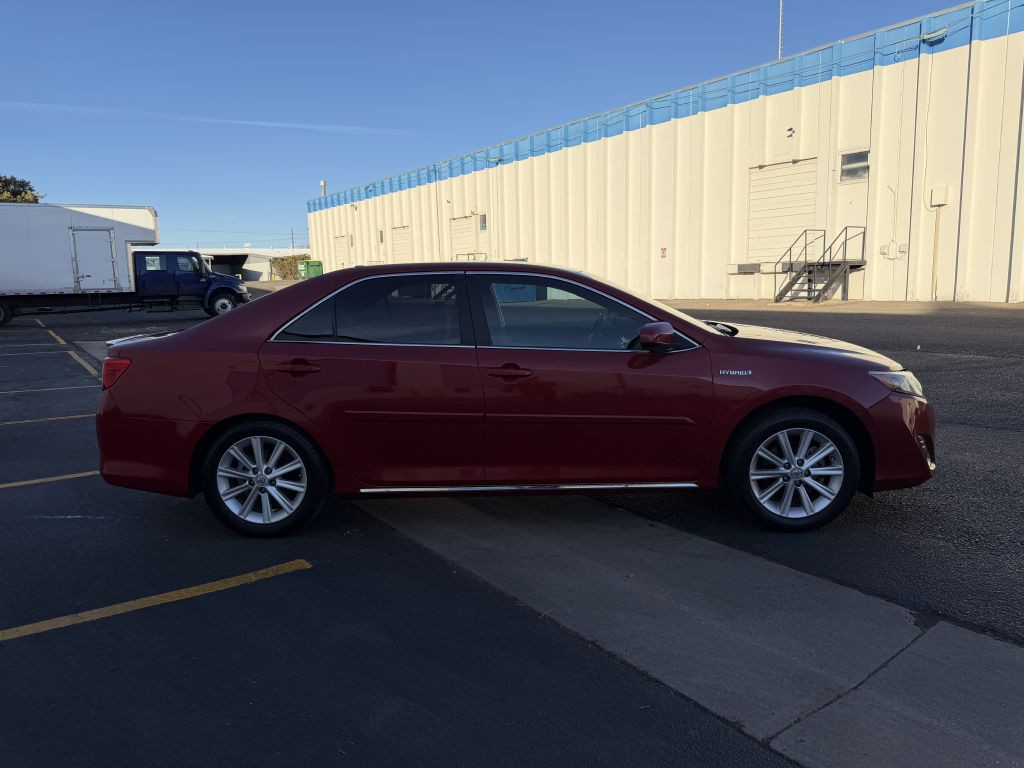 2013 Toyota Camry Image 8