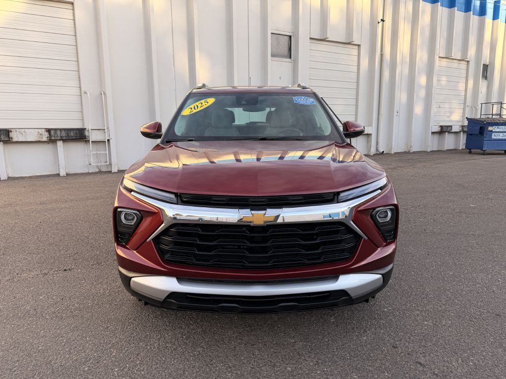 2025 Chevrolet Trailblazer Image 2