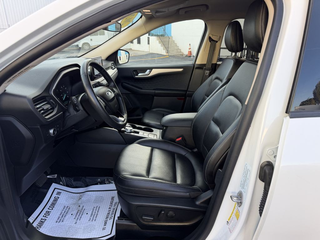 2020 Ford Escape Image 11