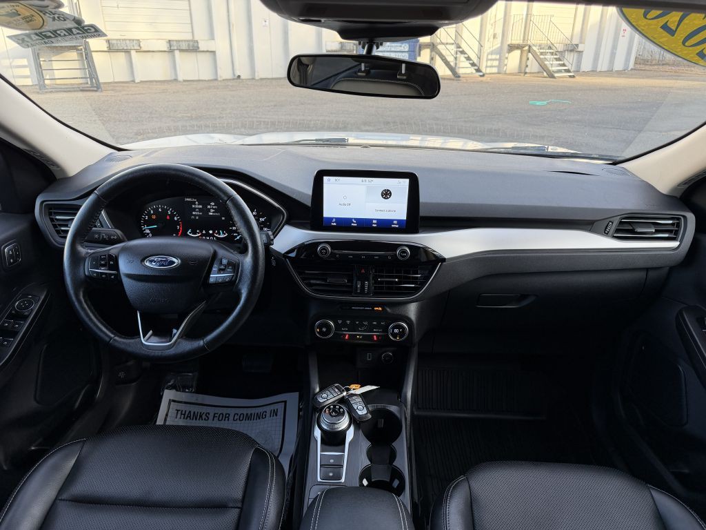 2020 Ford Escape Image 17