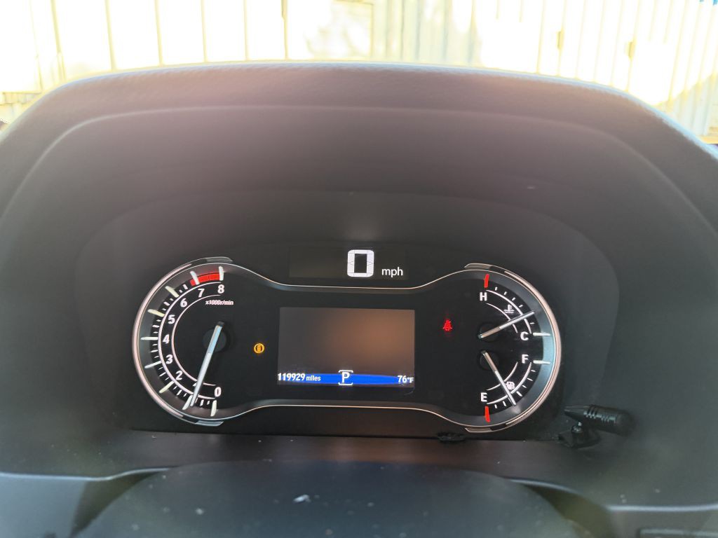 2017 Honda Ridgeline Image 21