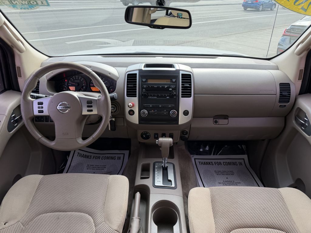 2012 Nissan Frontier Image 17