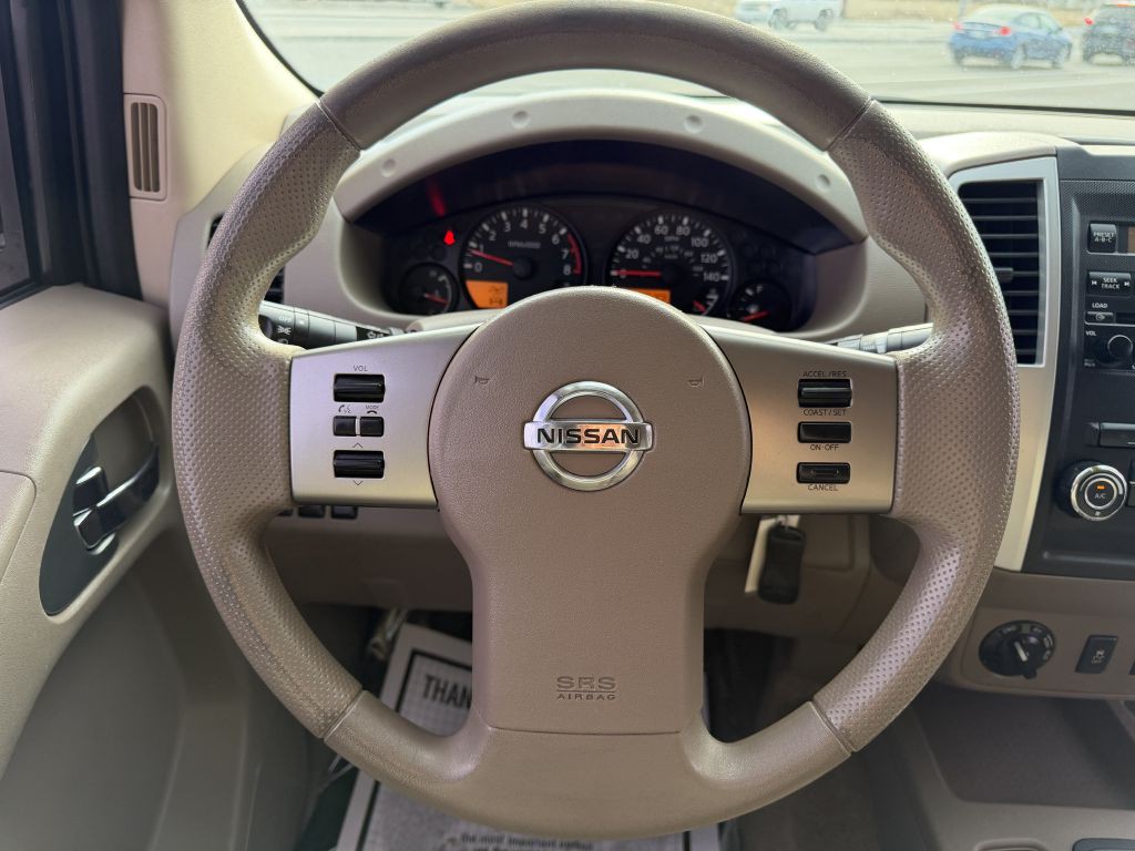 2012 Nissan Frontier Image 20