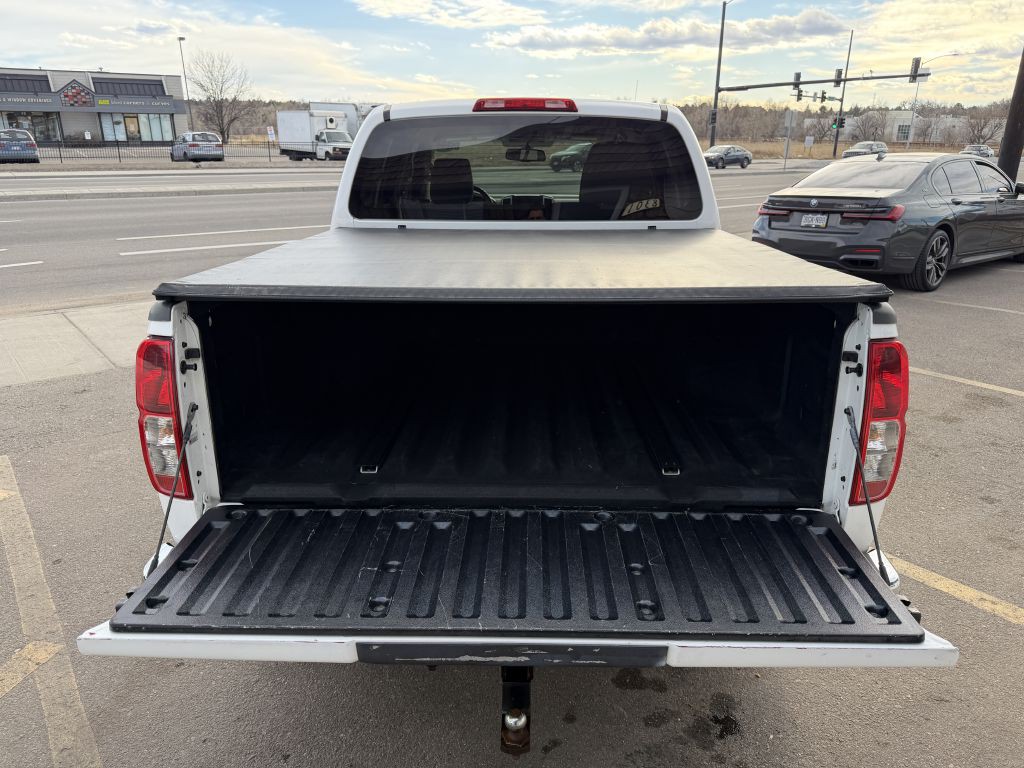 2012 Nissan Frontier Image 27