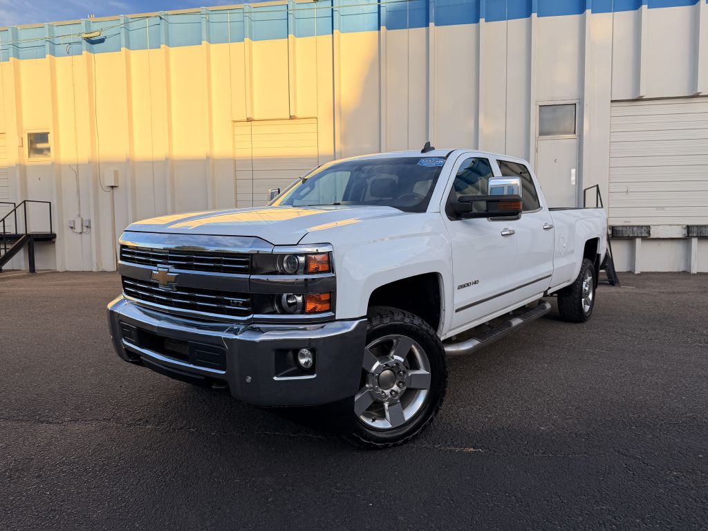2016 Chevrolet Silverado 1500 Image 1