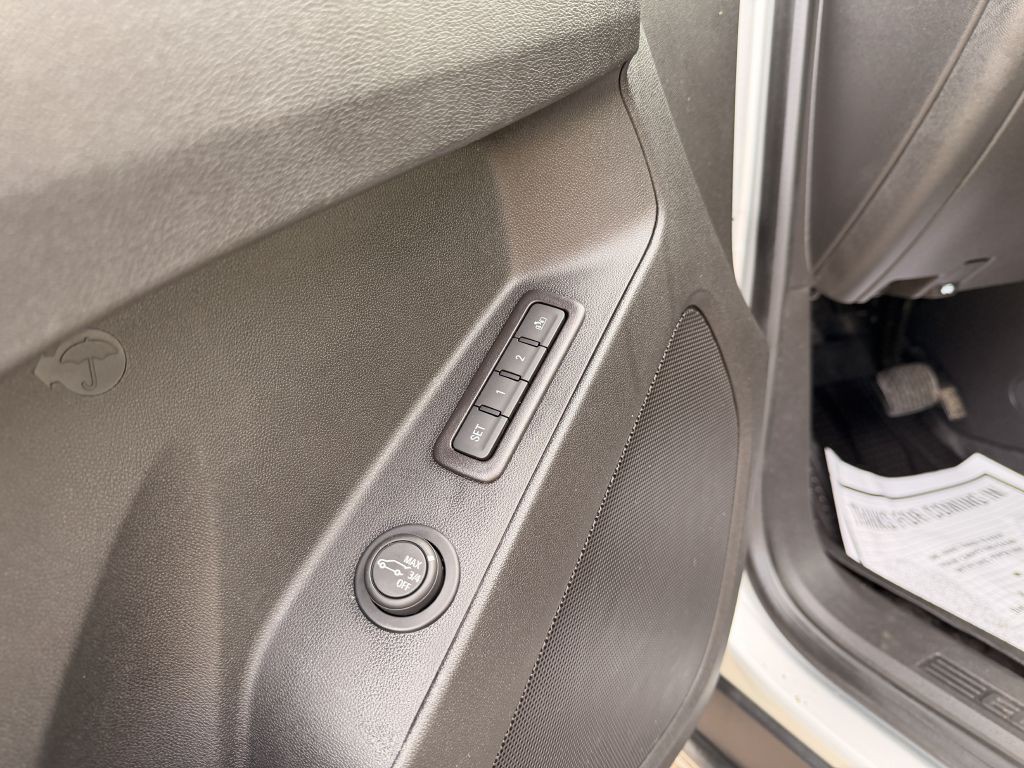 2021 Chevrolet Equinox Image 16