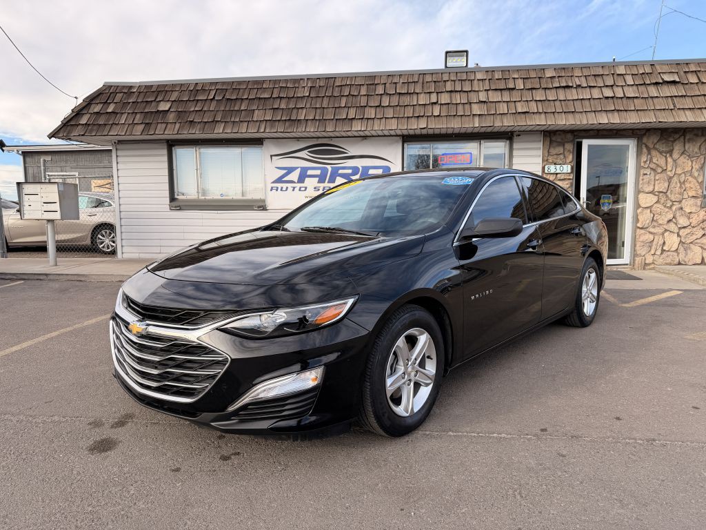 2022 Chevrolet Malibu Image 3