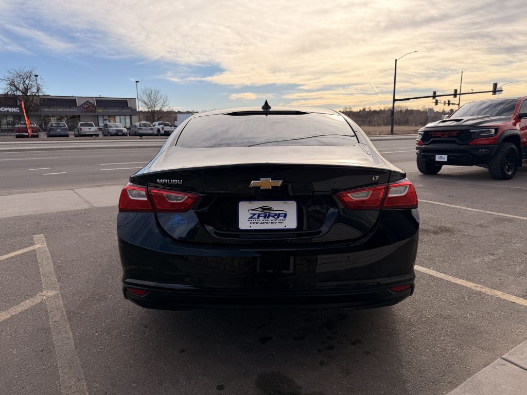 2022 Chevrolet Malibu Image 6