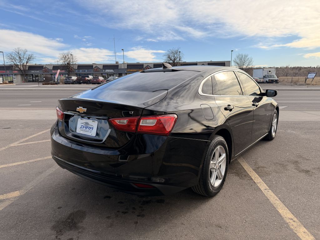 2022 Chevrolet Malibu Image 7